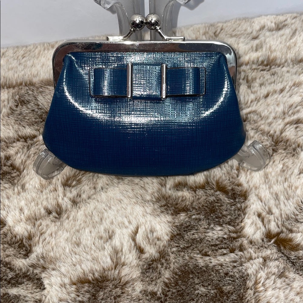 Coach ‘Darcy’ Patent Bow Framed Coin Purse